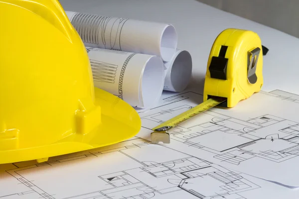 An office desk with the project papers — Stock Photo, Image