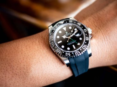 Bangkok, Tayland - 11 Mart 2019: Rolex GMT Master 2 Rolex saatinin popüler bir spor modelidir..