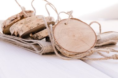 Ev yapımı Noel dekorasyon süsleri yapmak için hazır