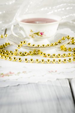 hakiki porselen yapılmış zarif eski Kupası