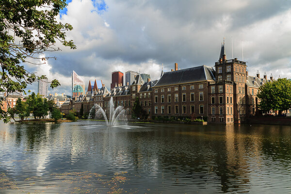 Бизнес-центр в Гааге
