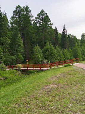 Seyahat ederken, iyi bir yerde durup dinlenmek önemlidir..