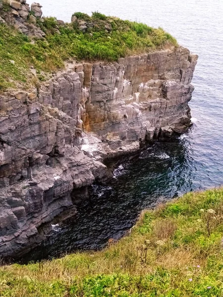 Beautiful Cliffs Seaside — стоковое фото