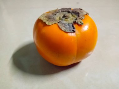 Tek bir olgun meyve (Amarphal)..