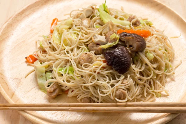Kızarmış noodle, Hong Kong stili karıştırın