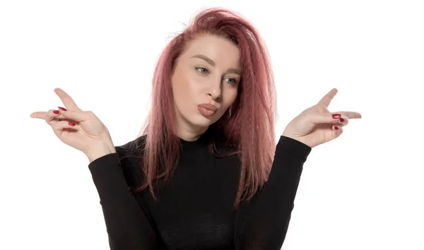 Retrato Una Hermosa Joven Con Pelo Largo Vestido Rojo —  Fotos de Stock