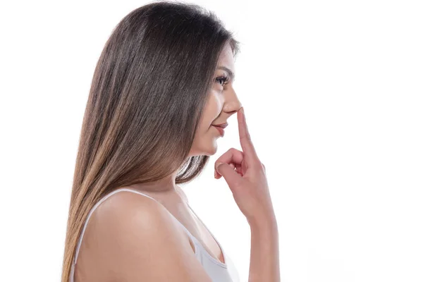 Belle Jeune Femme Aux Cheveux Longs Sur Fond Blanc — Photo