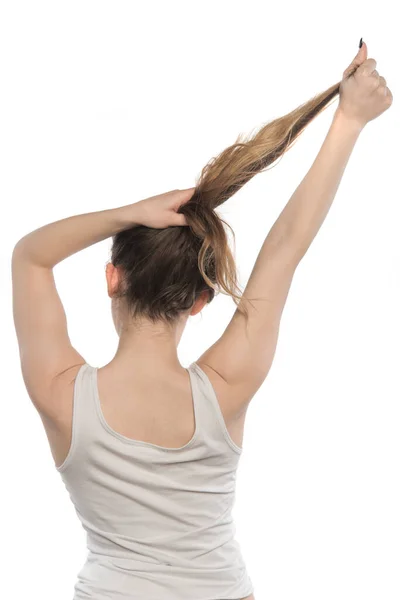 Jeune Femme Aux Cheveux Longs Sur Fond Blanc — Photo