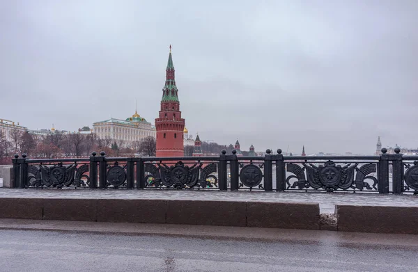 Kilátás Nyílik Kreml Hídról — Stock Fotó