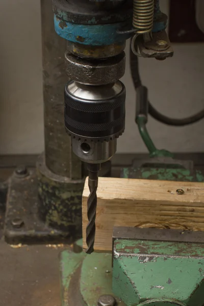 Vertical drilling machine with vise — Stock Photo, Image