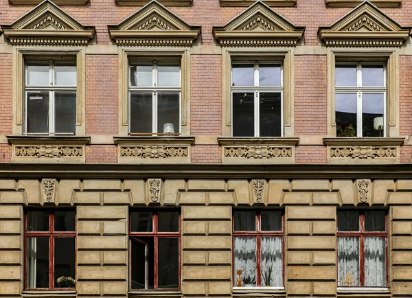 Történelmi épület windows — Stock Fotó
