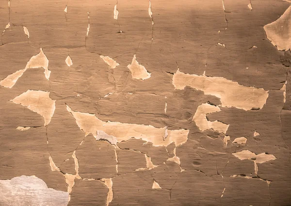 Duvar boyası yıpranmış