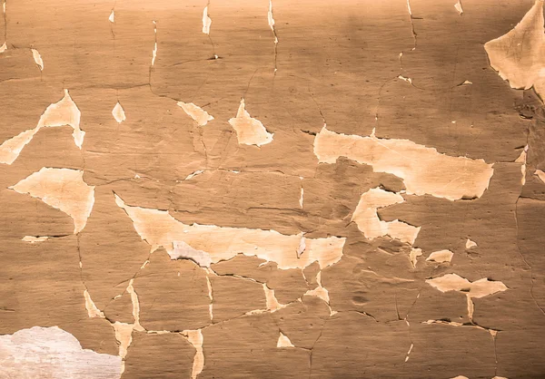 Duvar boyası yıpranmış