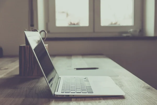 neourban yenilikçi office masaüstü