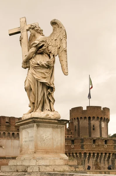 Bernini melekler heykele ponte Sant'Angelo Roma, İtalya, — Stok fotoğraf