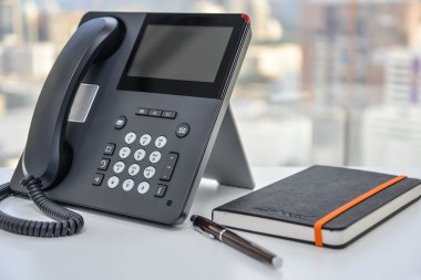 IP telefonu ve dizüstü