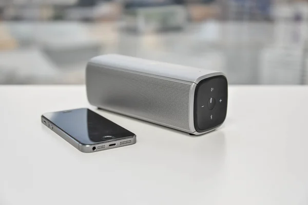 Bluetooth динамик - звуковая технология — стоковое фото