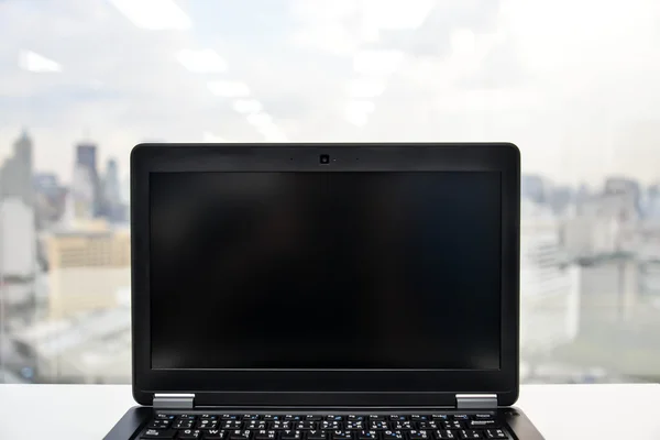 Особистий ноутбук офіс — стокове фото
