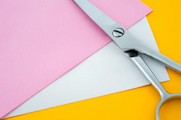 Scissors and paper — Stock Photo, Image