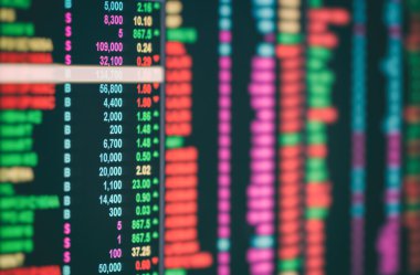 Finansal veriler bir monitörde borsa veriler üzerindeki Led con görüntüler.