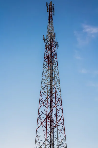 Torre de comunicación — Foto de Stock