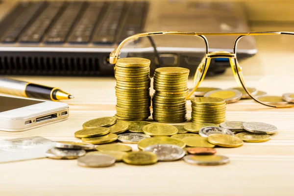 Selective focus of golden coins and the accessory of business,wa — Stock Photo, Image