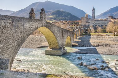 Bobbio - Val Trebbia Nehri - köprü - Piacenza - Emilia Romagna 