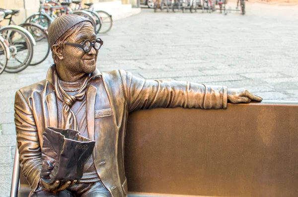 Lucio Dalla heykel - Bologna - Emilia Romagna müzik İtalya