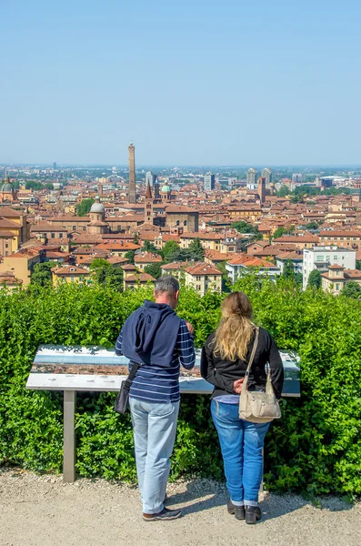 Bologna touristen luftbild besichtigung emilia romagna italien — Stockfoto