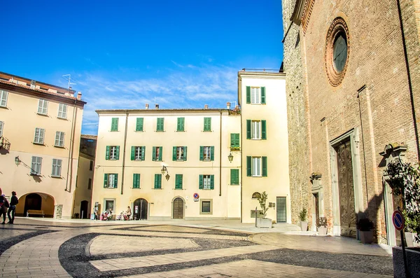 Bobbio duomo italia emilia romagna campanarios —  Fotos de Stock