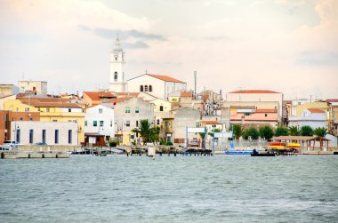 Lesina Gölü ve köyleri - Gargano - apulia - İtalya
