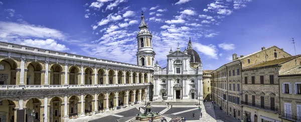 Loreto - Região de Marche - Itália viagens — Fotografia de Stock