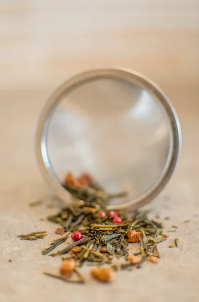 Coador de chá - bebidas e chás de ervas — Fotografia de Stock