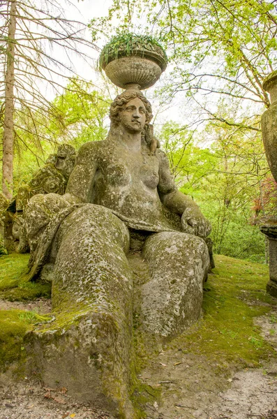Neptun-Statue in Bomarzo-Gärten - Latium - Italien Reisen — Stockfoto