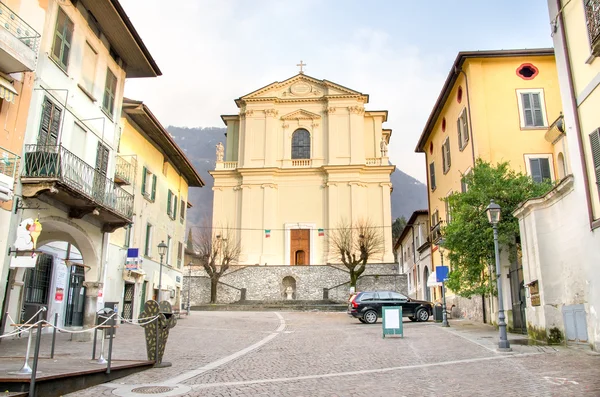 Pisogne - iseo see - brescia - santa maria kirche — Stockfoto