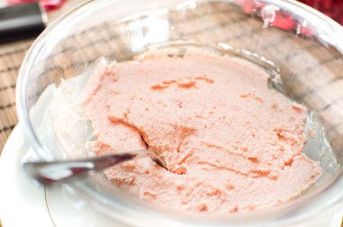 pembe köpük mortadella bologna 