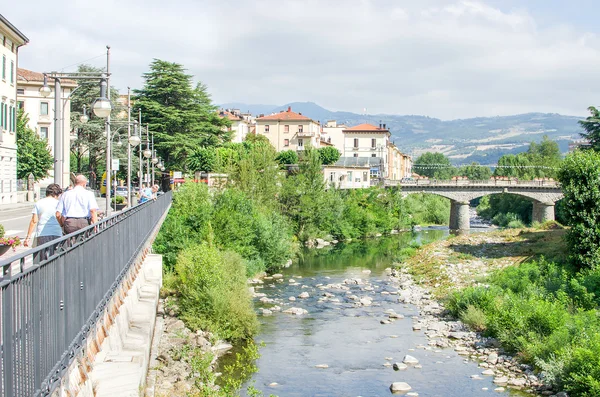 Porretta Terme - 2 agosto 2015 - Ponte sul fiume Reno — Foto Stock