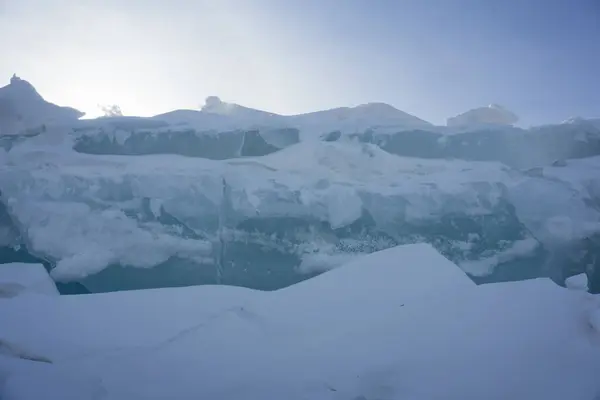 Льодовиковий Горбок Озері Большой Красноярський Край Сибір Сонячний День Білий — стокове фото