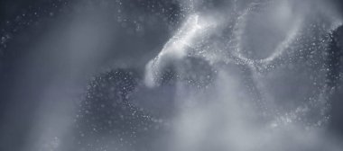 Bokeh Soyut Parlak Işık ve Işıltı ile de odaklanmış. Pırıl pırıl ışık arka plan, Altın, Beyaz, Mavi Bokeh parıltılı arka plan. Bokeh ışık efekti yaratıcı arkaplan.