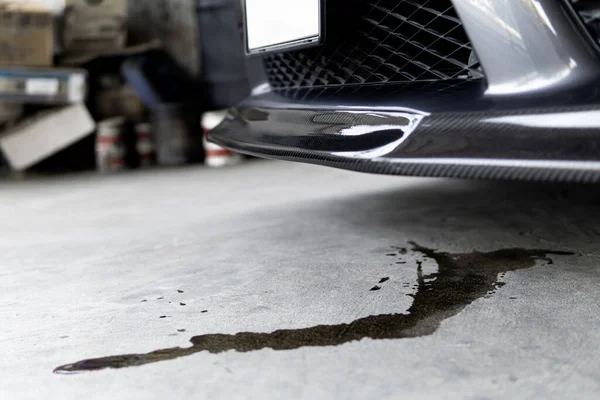 Engine Oil Stains Car Leak Car Car Park Road Service — Stock Photo, Image