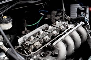 Otomobil motoru bakım ve servis konsepti valf sistemini kapat 