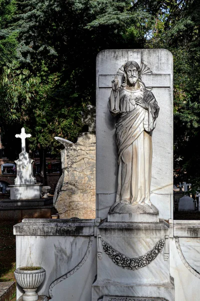 墓とグラナダ墓地 パンテオンとサルヴァータ ムンディとニッチ — ストック写真
