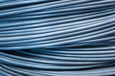 Metal tel bobin kadar kapatın