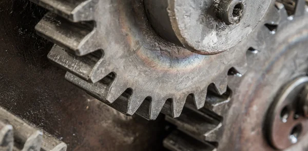 Üretim için eski mesh dişli kadar kapatın