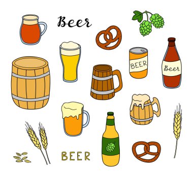 Kupada, şişede ve beyaz arka planda izole edilmiş ahşap fıçıda el yapımı bira..