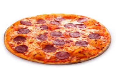 pepperoni pizza fesleğen