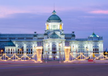 The beautiful palace of the king 