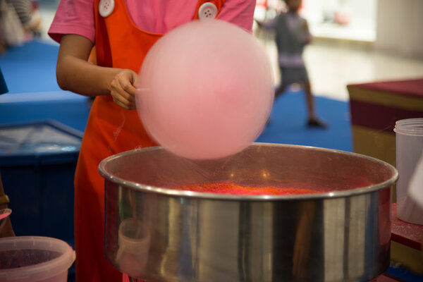 Конфетная нить
