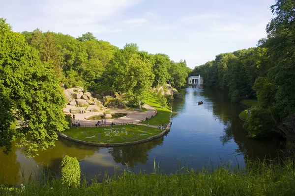 Natursköna Sjön National Dendrologisk Park Sofiyivka Uman Ukraina — Stockfoto