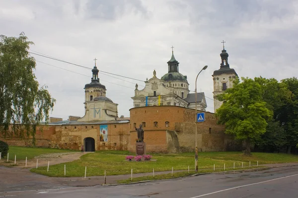 Монастир Голих Кармелітів Бердичіві Україна — стокове фото